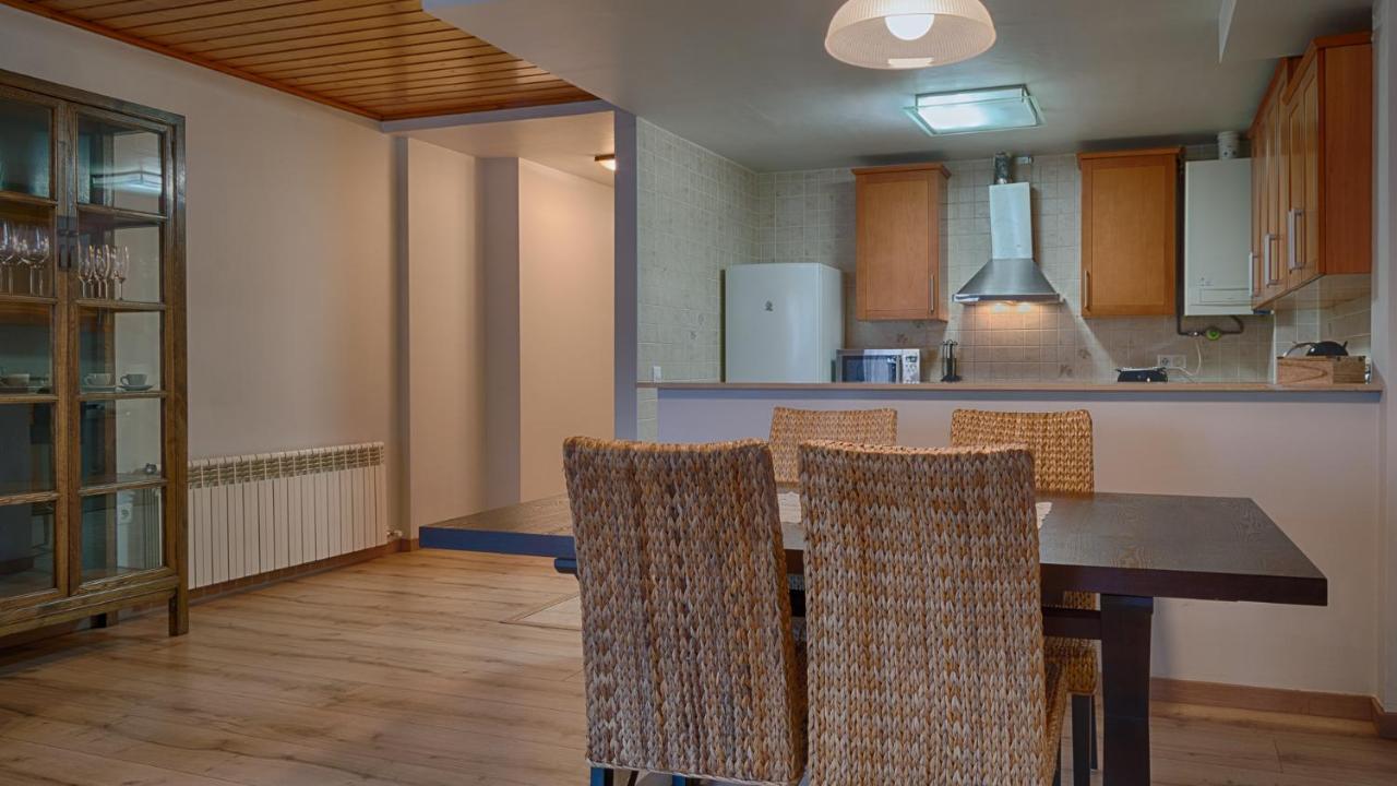レスSaplan Real Estate Irissaアパートメント エクステリア 写真